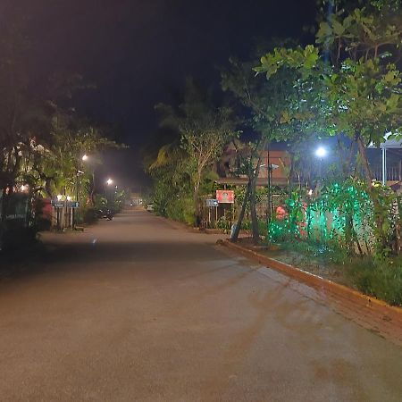 Sunstone Villa Lonavala Ngoại thất bức ảnh